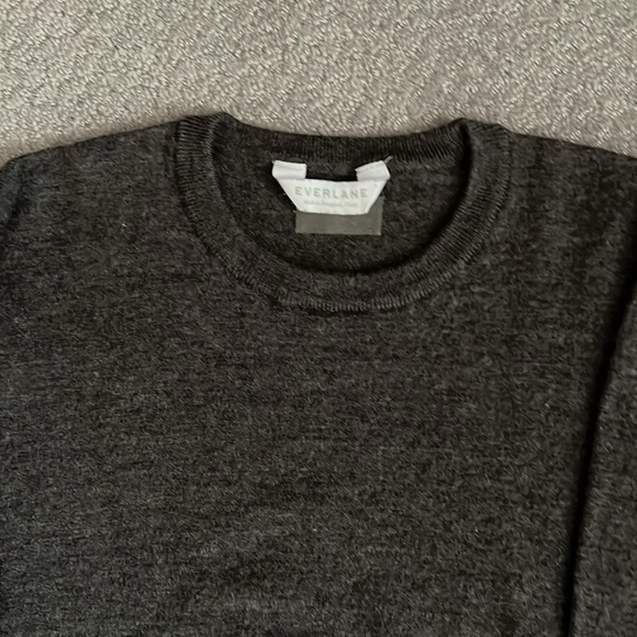 EVERLANE 100% wool sweater gray - Picture 4 of 6